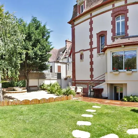 De La Hotel 2*
