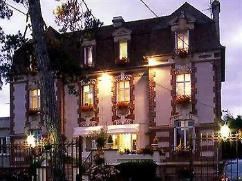 Hotel De La Ouistreham