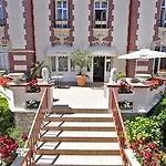 De La Hotel 2*