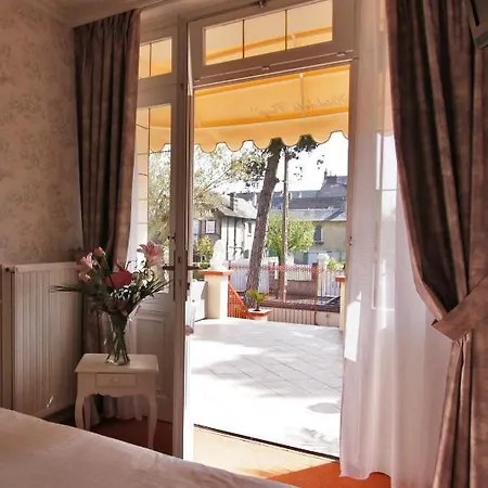 De La 2* וויסטרהאם